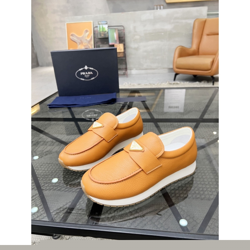 Pra*a leather shoes